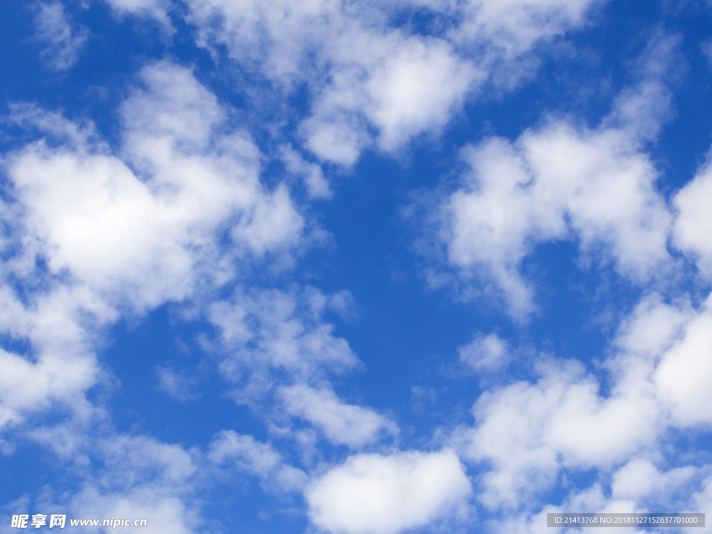 蓝天白云天空