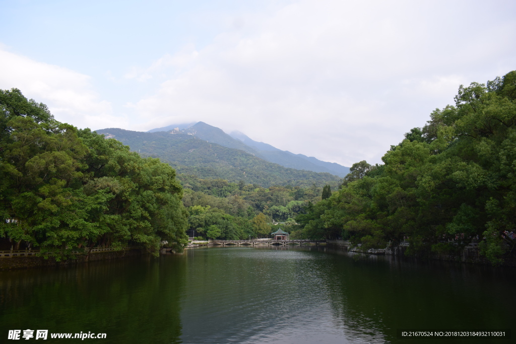 山水