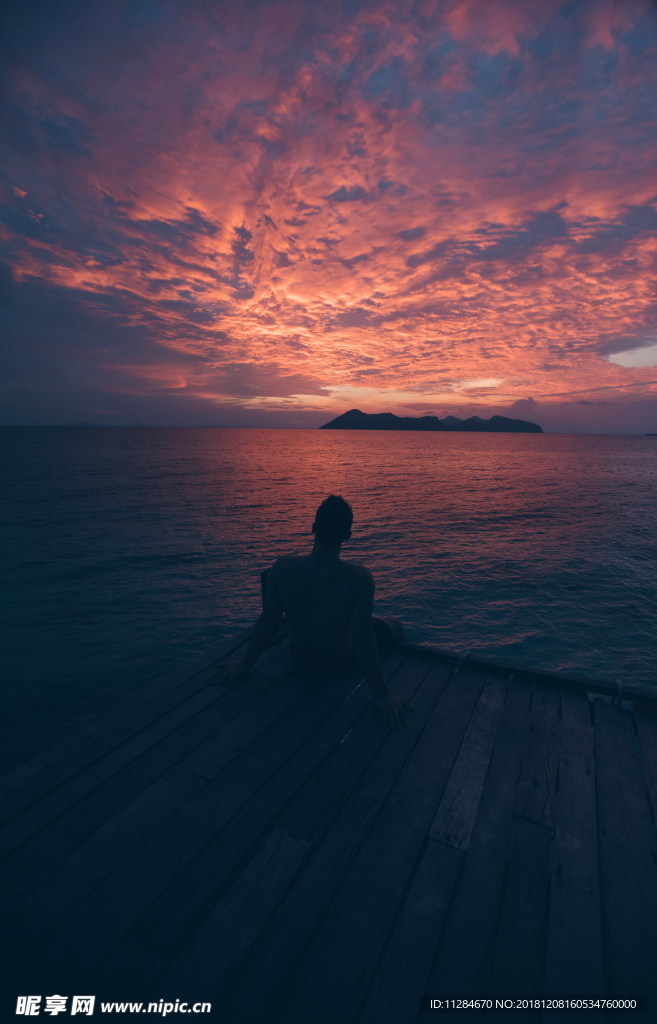 夕阳看海