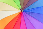 彩虹雨伞打开