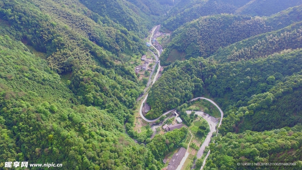 深山公路