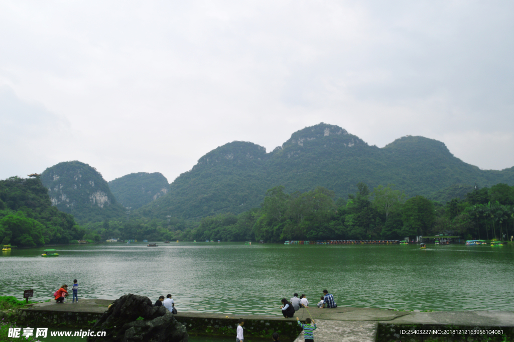 山水风景图
