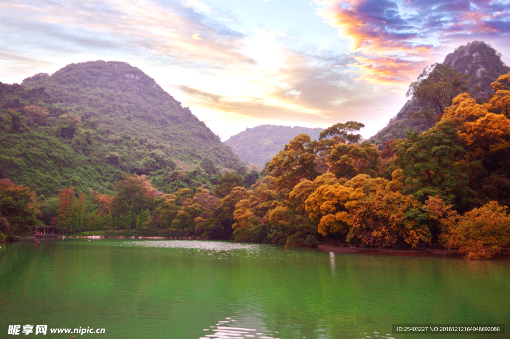 山水风光背景图