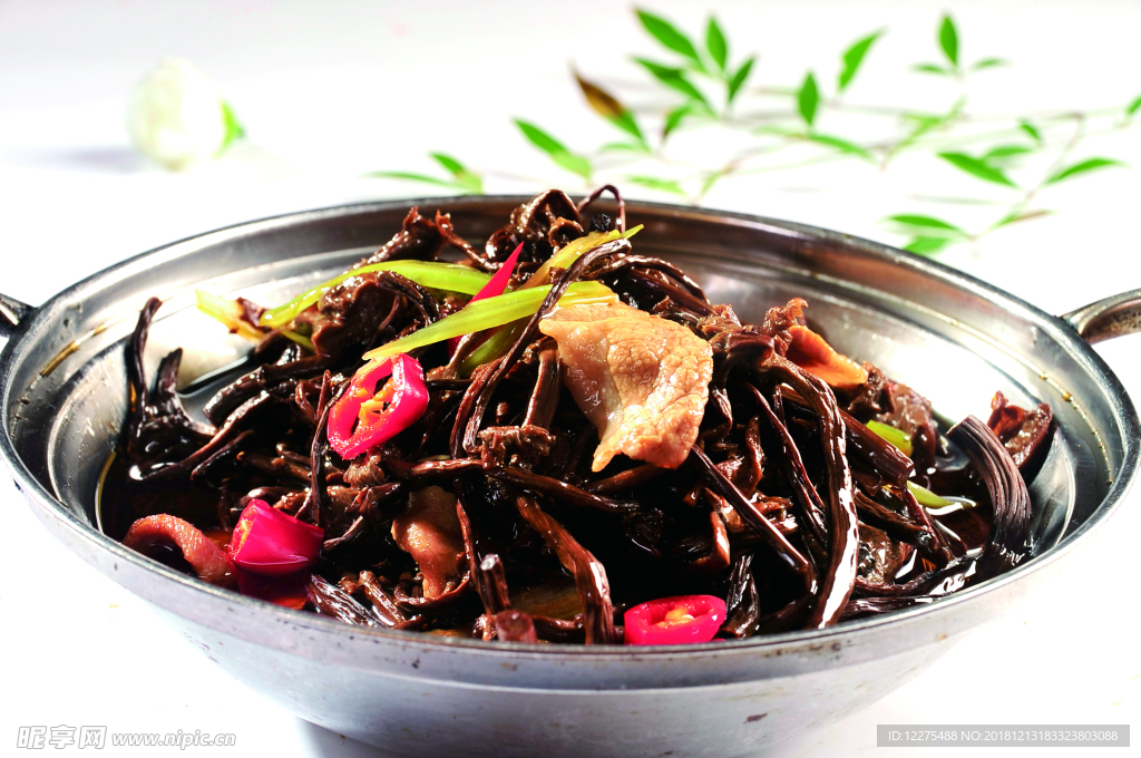干锅茶树菇