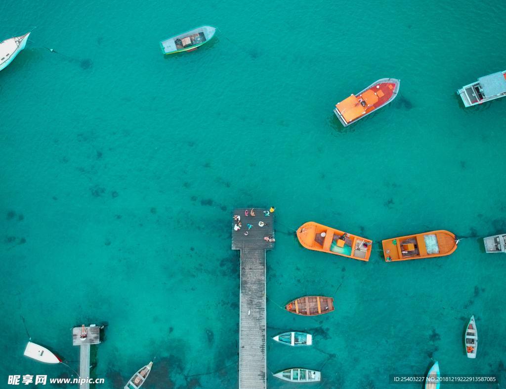 小船
