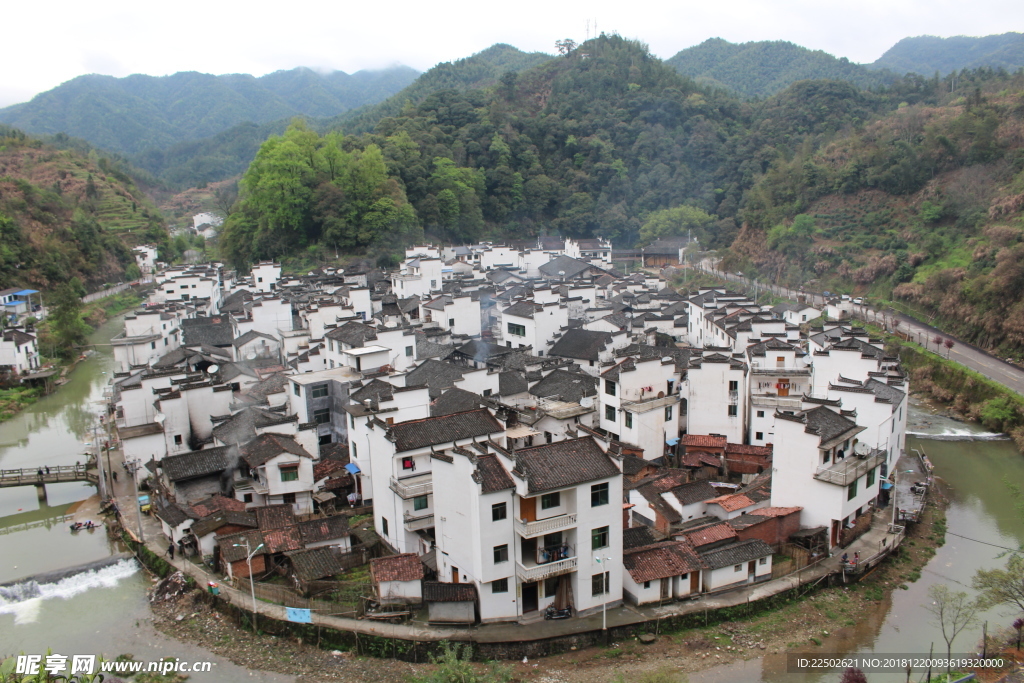 圆形的村子