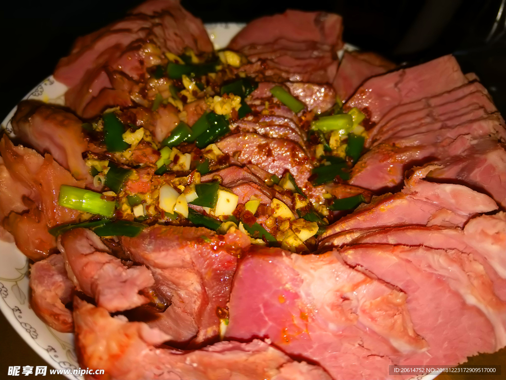 美食牛肉