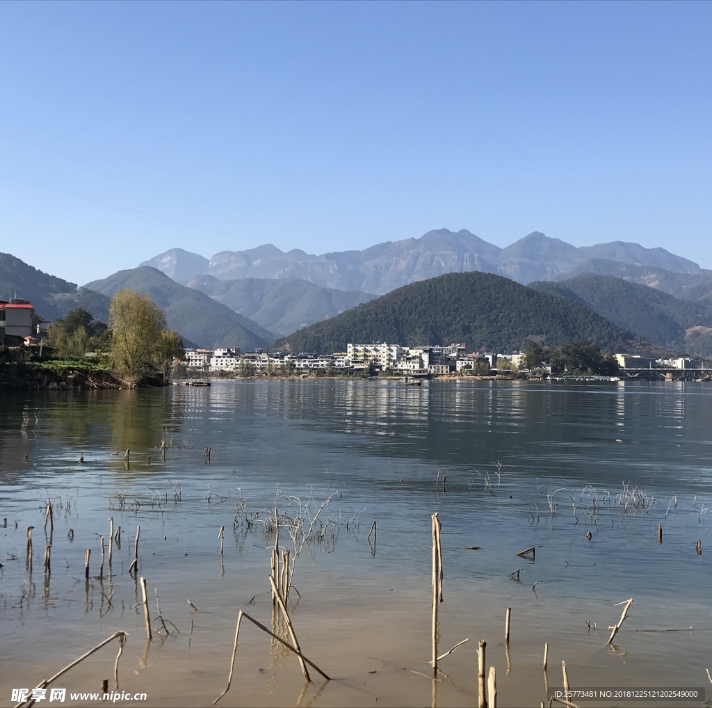 水库