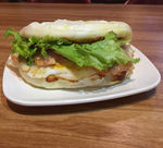 荷叶饼夹鸡蛋.