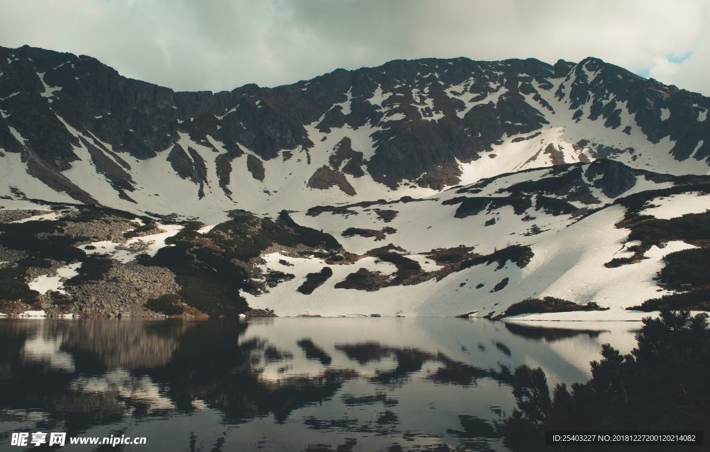 雪山