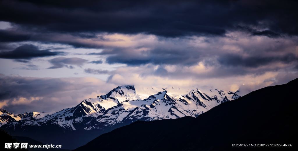 雪山