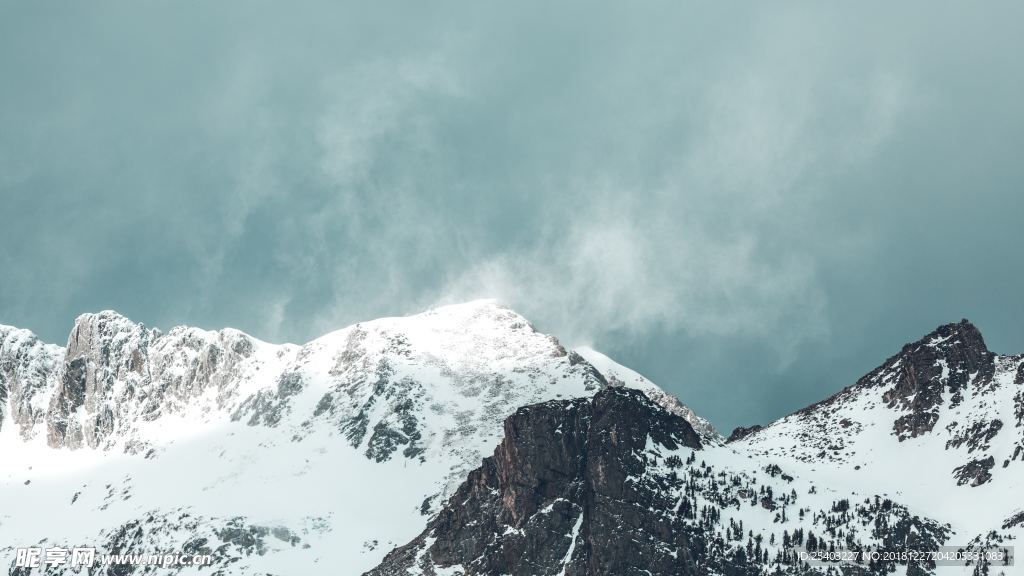 雪山