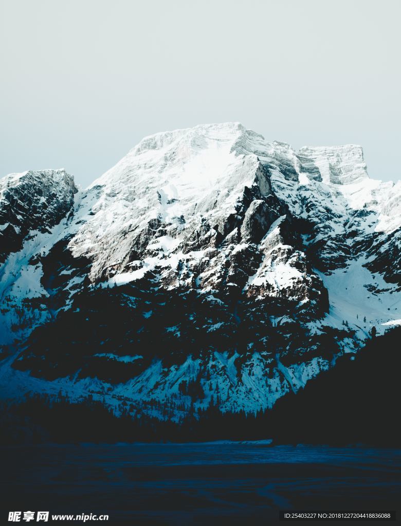 雪山