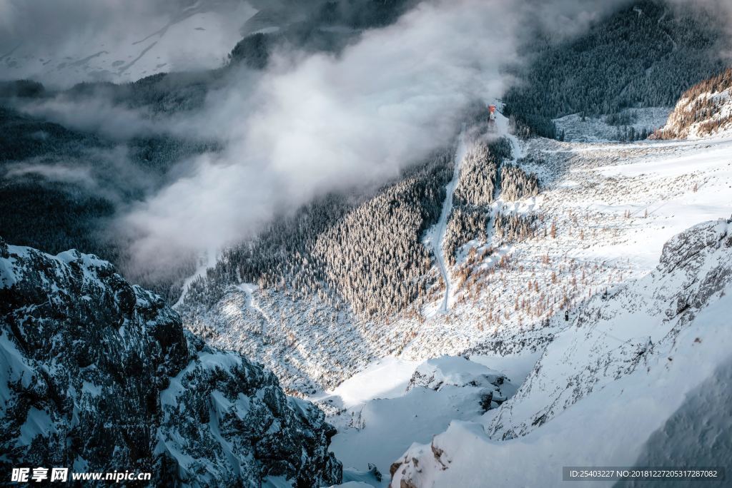 雪山