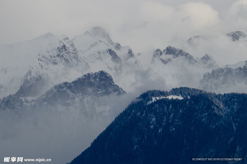 雪山