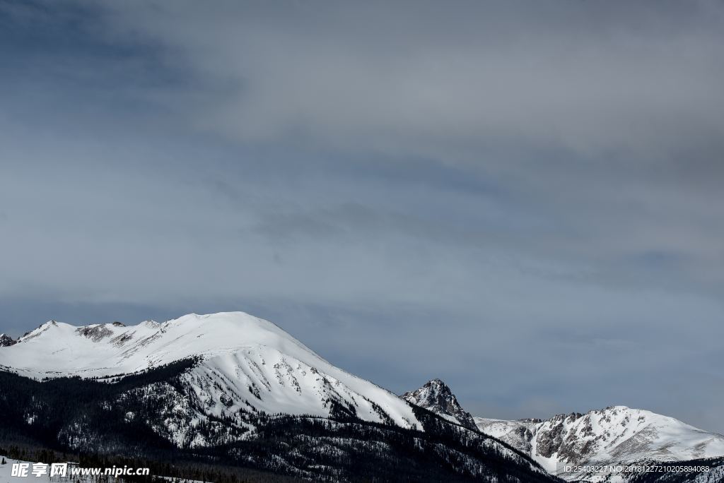 雪山