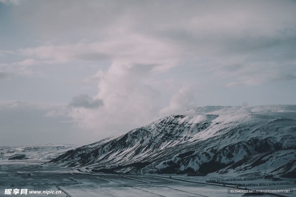 雪山