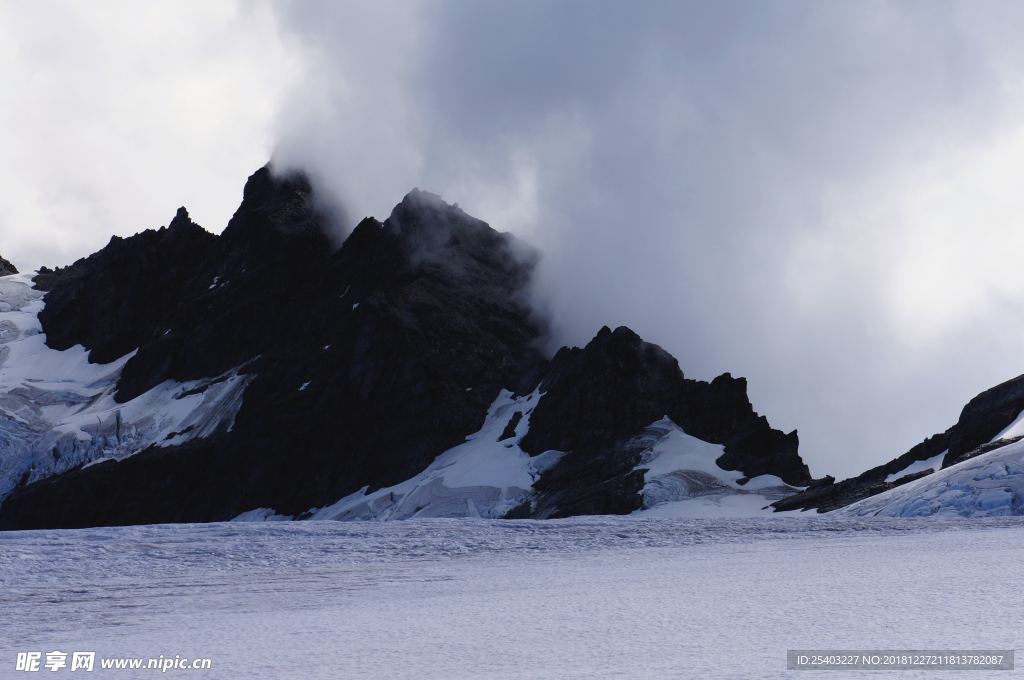 雪山