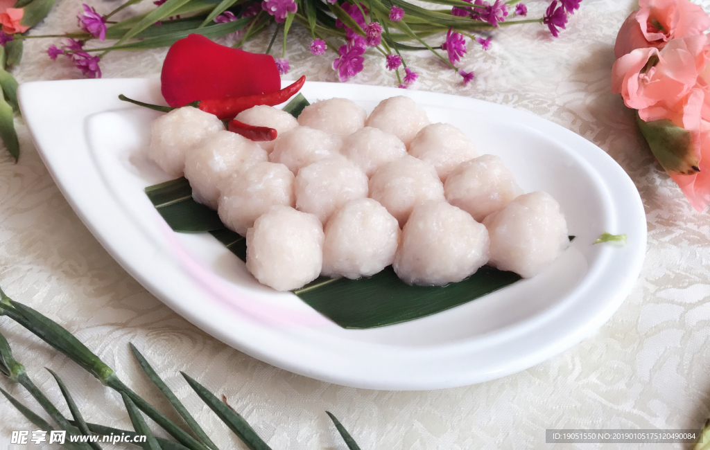 墨鱼丸