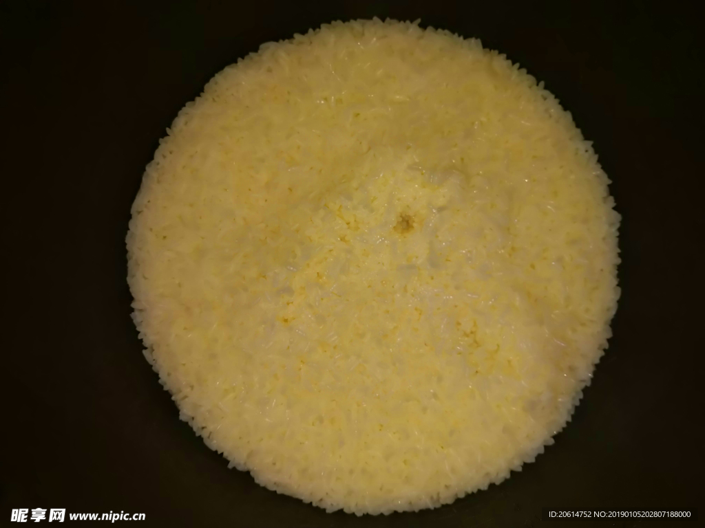 锅里的米饭
