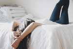 美女温馨家配图