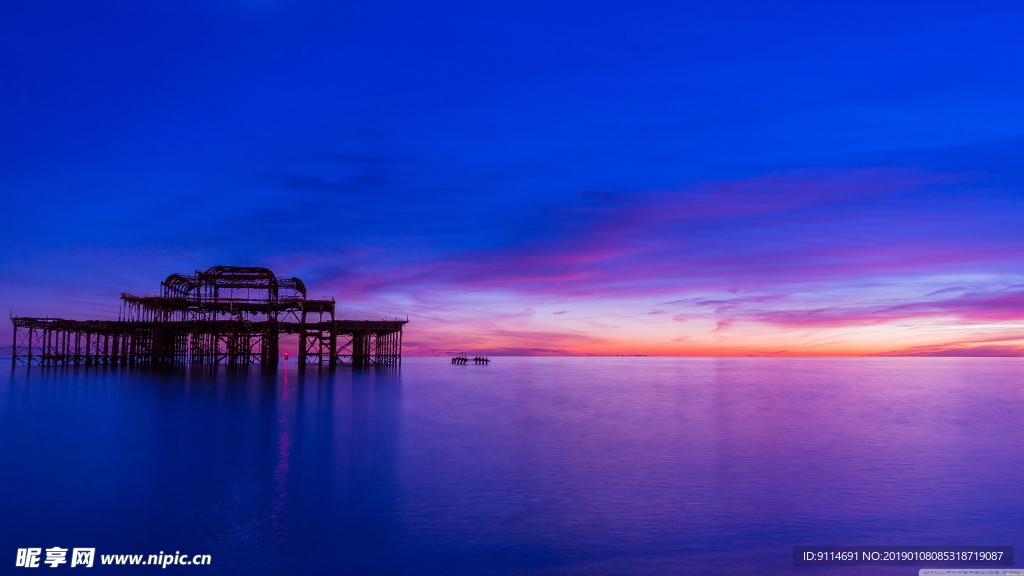 海上落日