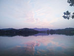 湖边晚霞风景