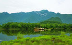 美丽的青山绿水景色