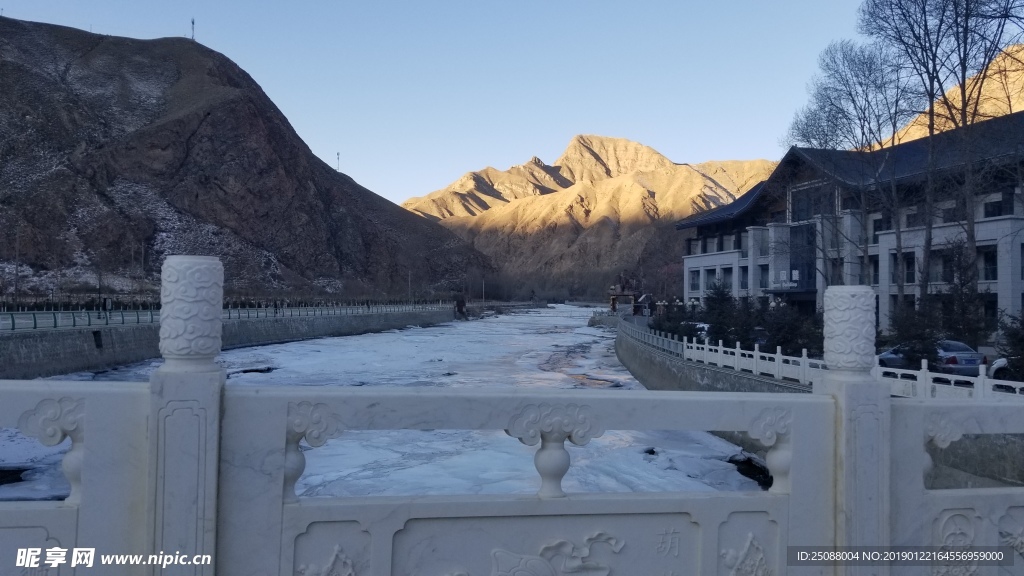 小桥 流水
