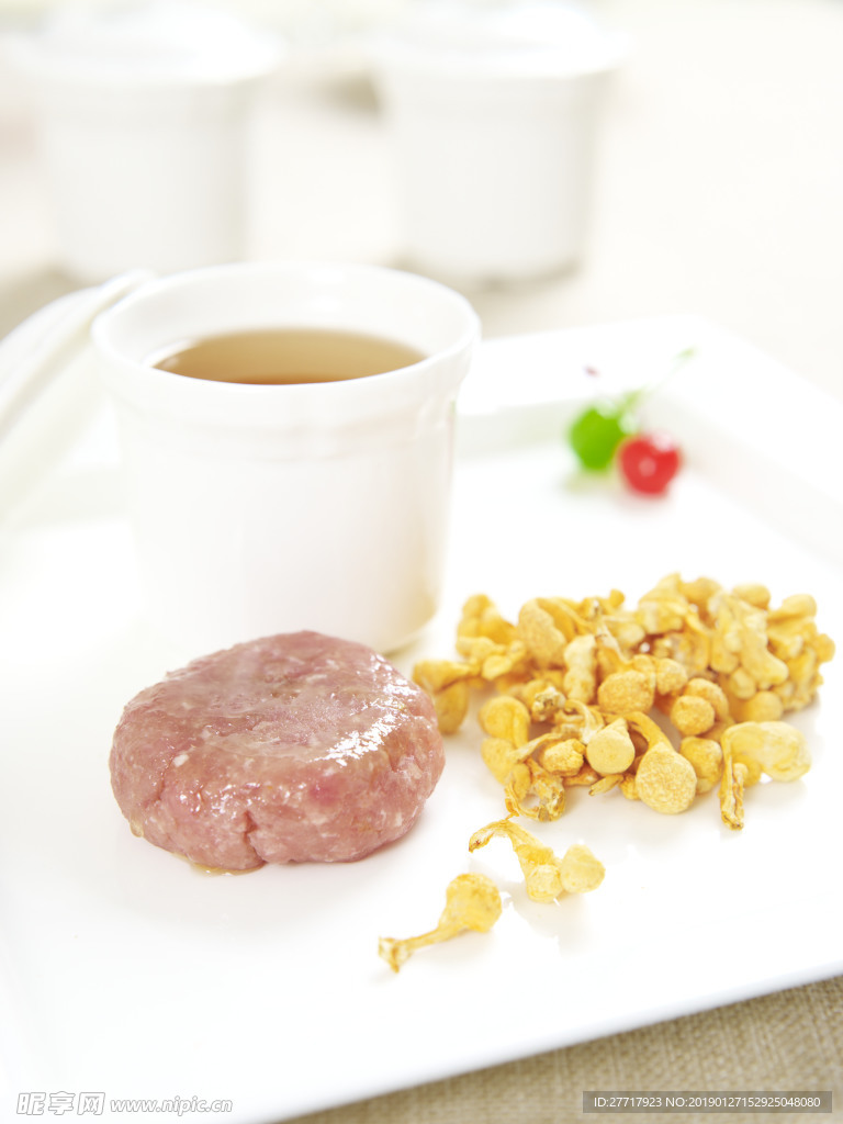 虫草花炖肉汁