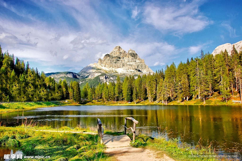 美丽的湖泊风景