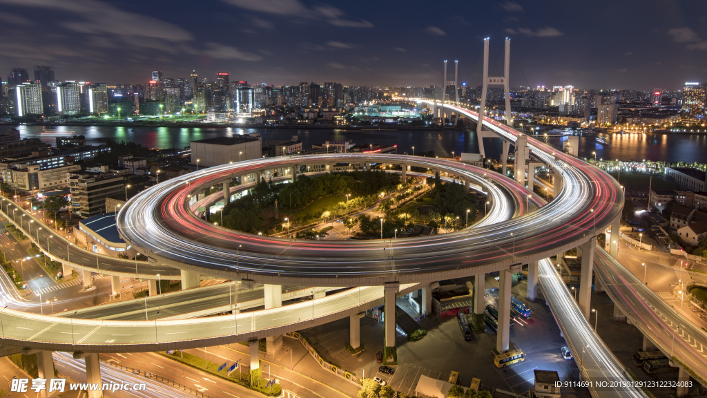 高架桥夜景