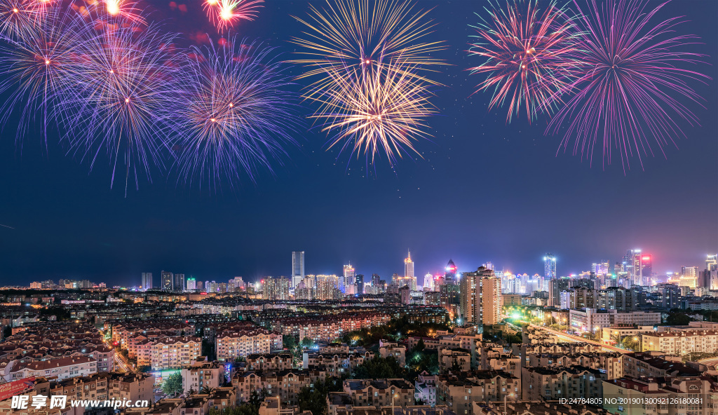 新年城市烟花背景素材