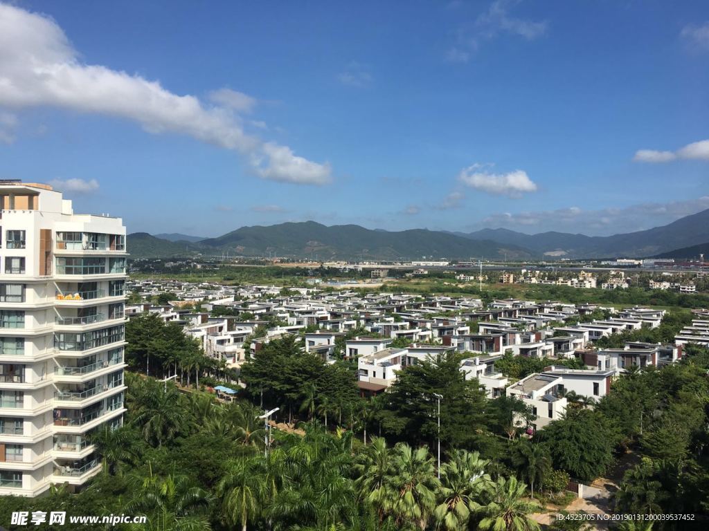 海南酒店对面别墅区自然景观