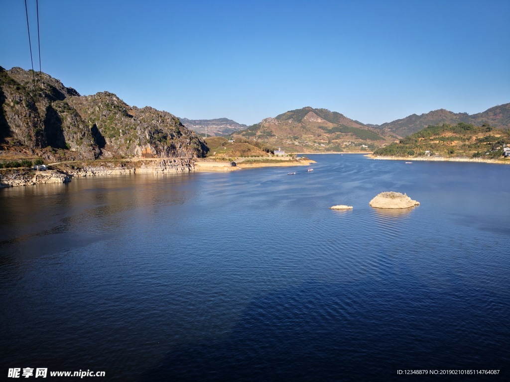 万峰湖