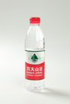 农夫山泉矿泉水