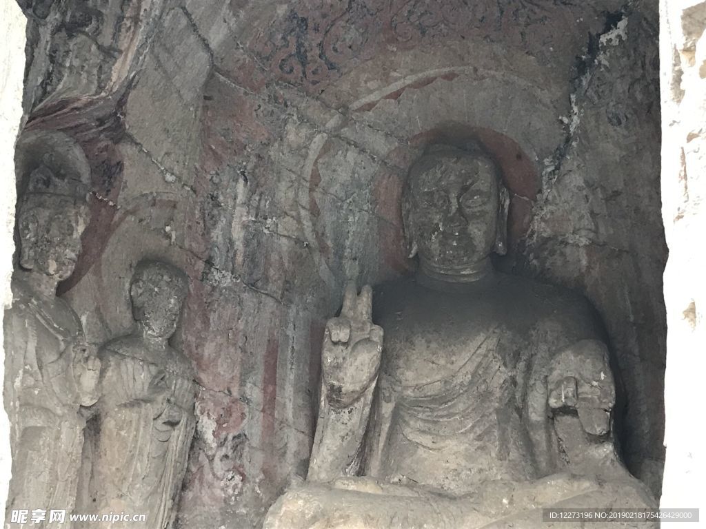 龙门石窟
