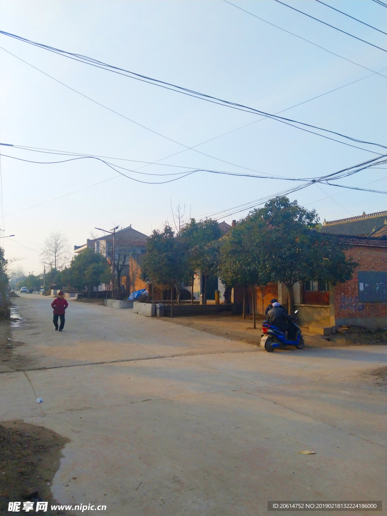 美丽的乡村道路风景