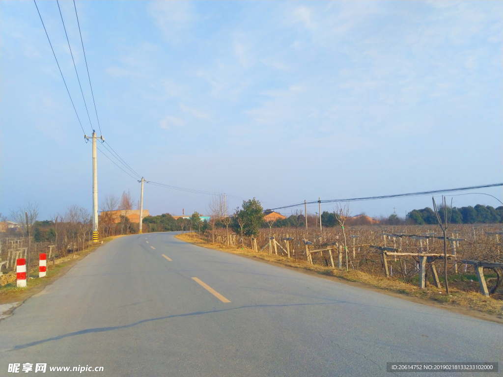 美丽的乡村道路风景