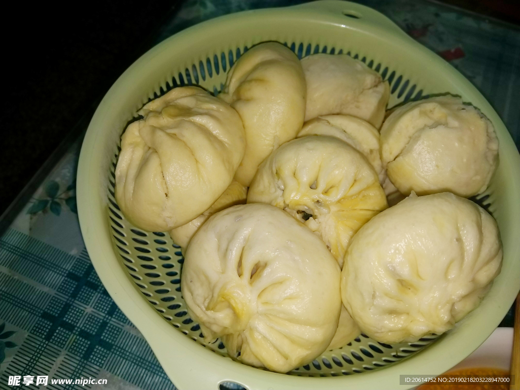 美食包子