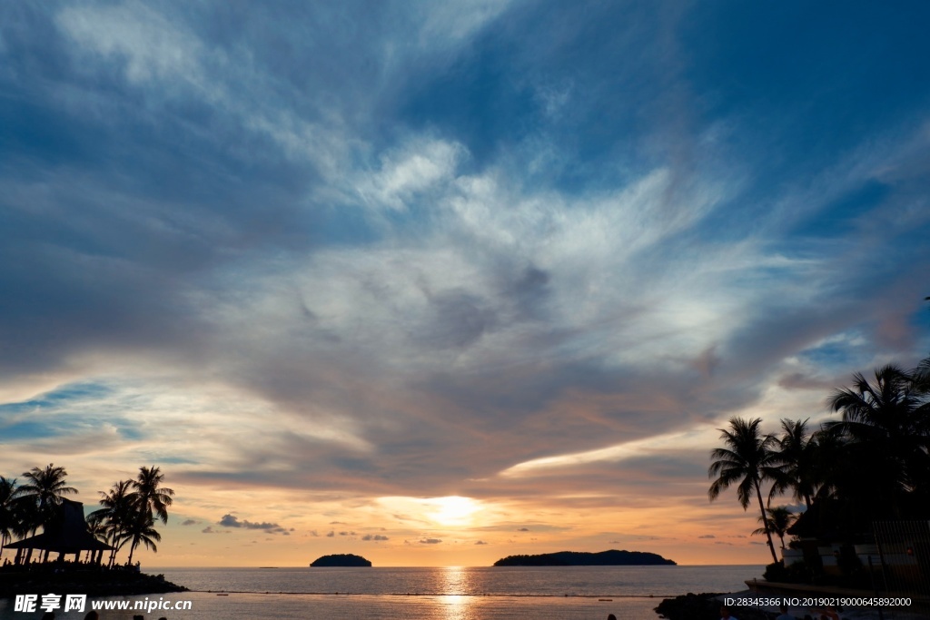 海边的夕阳日落