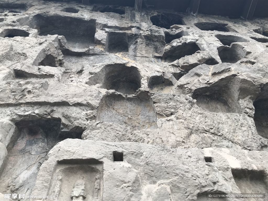 龙门石窟