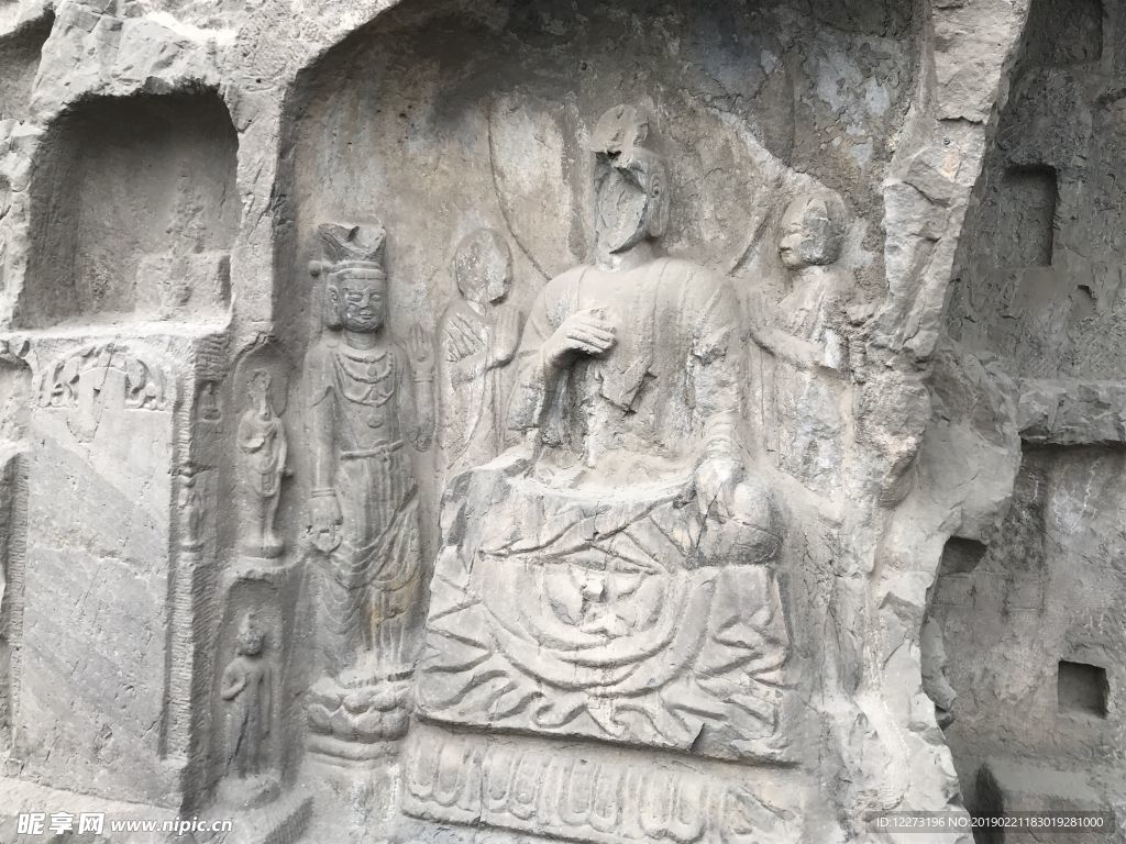 龙门石窟