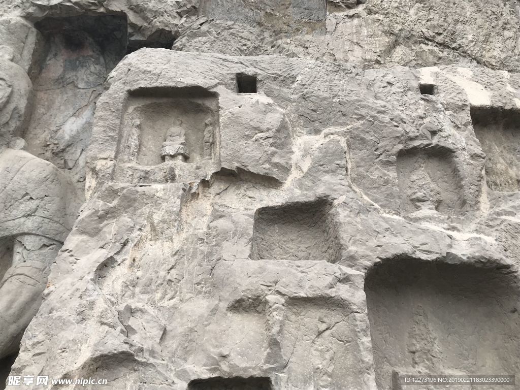 龙门石窟