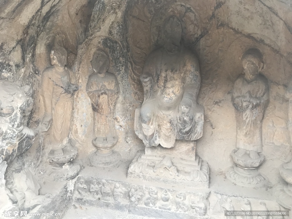 龙门石窟