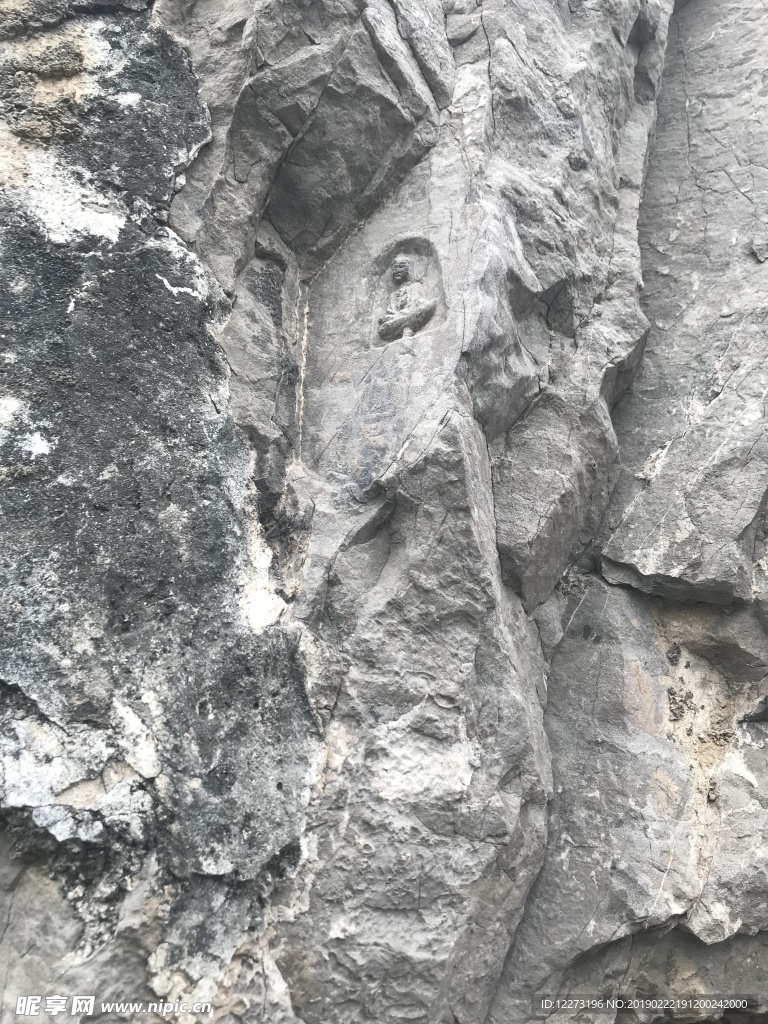 龙门石窟