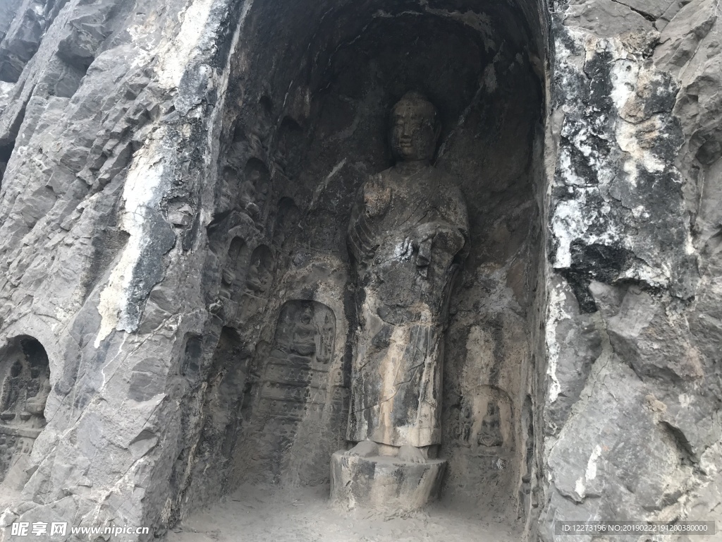 龙门石窟