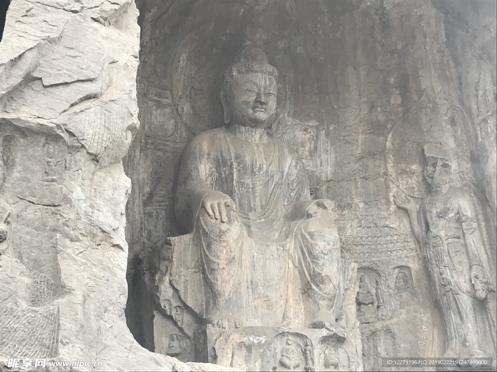 龙门石窟