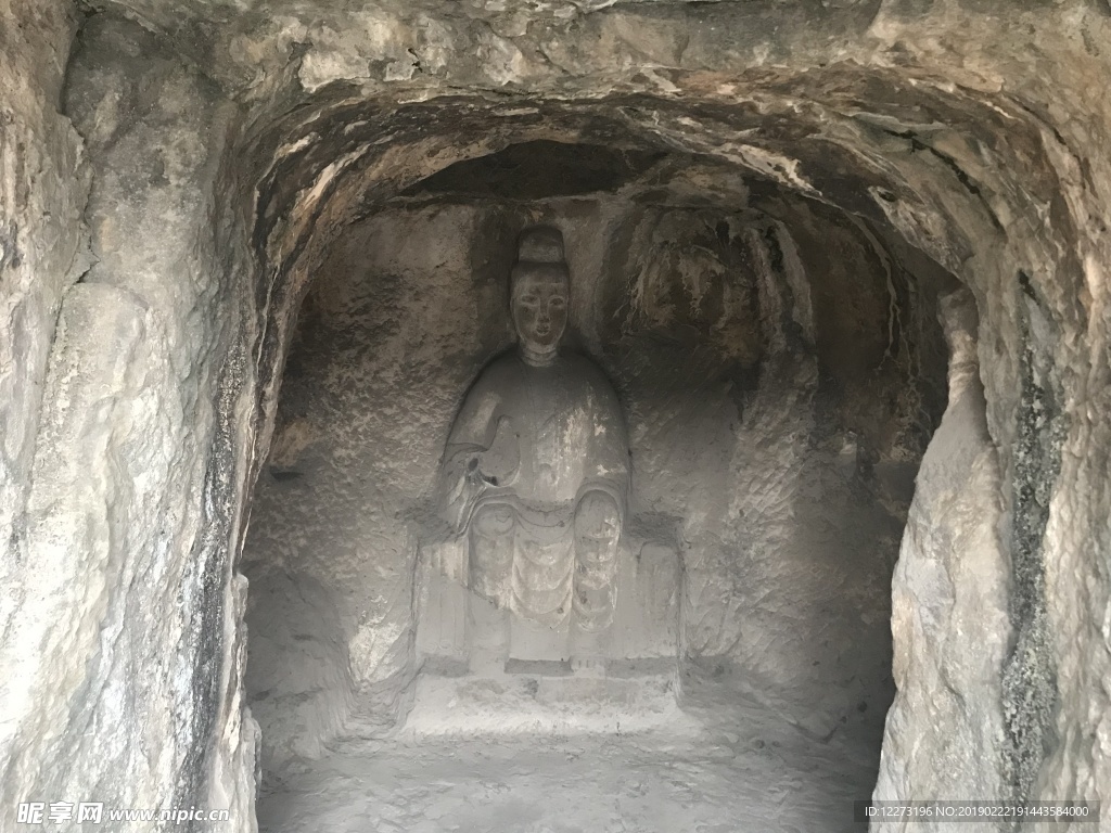 龙门石窟