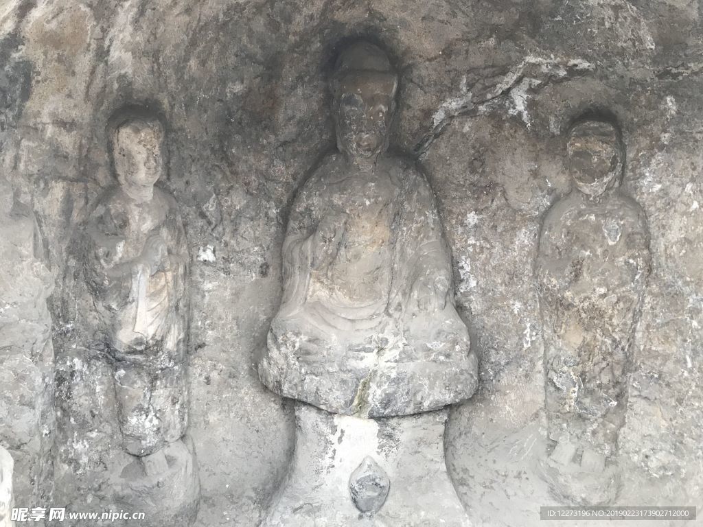 龙门石窟